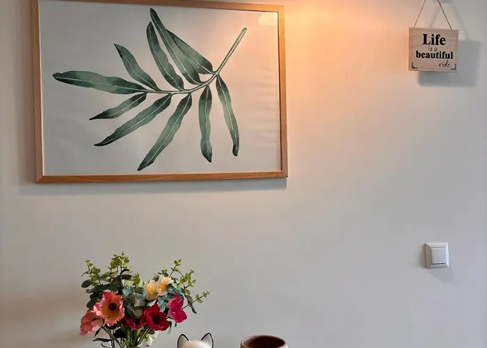 Downтown - Free Parking Apartment *