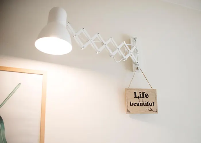 Downтown - Free Parking Apartment *